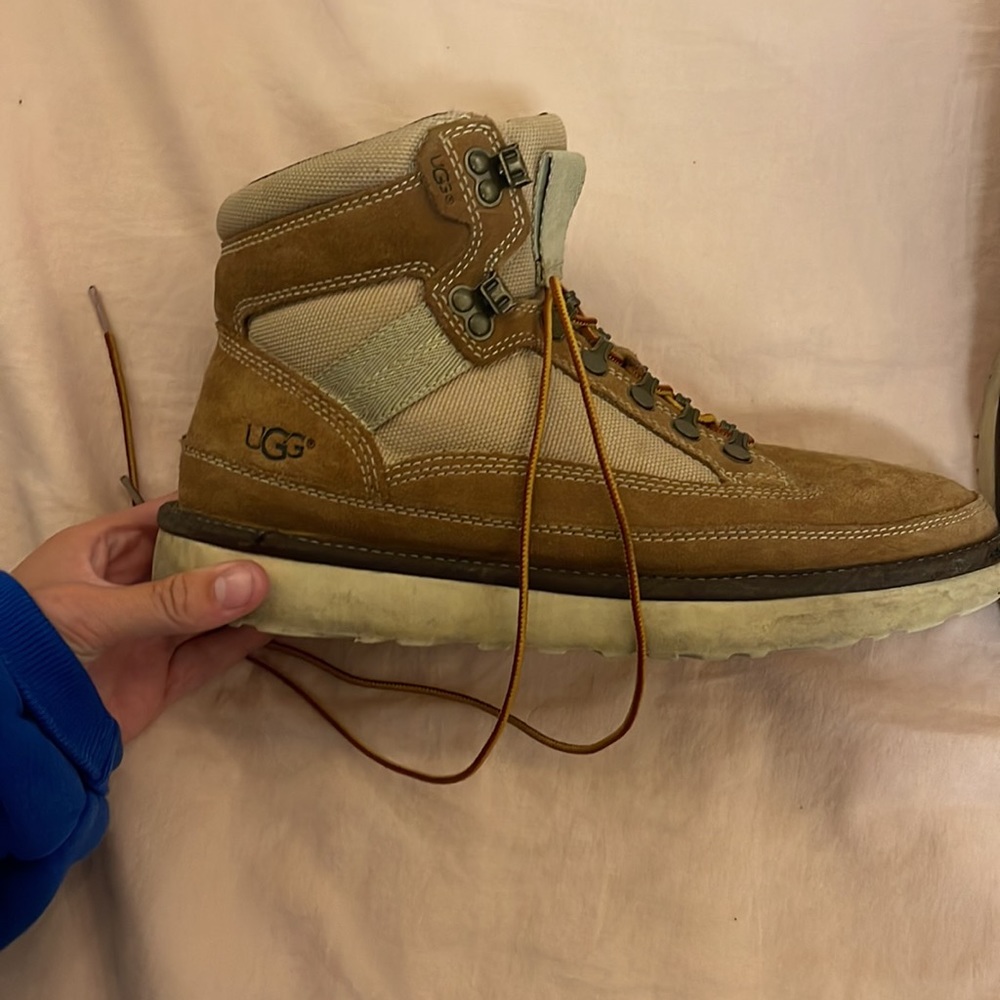 UGG WATER RESTRAINT ANKLE SIZE W8